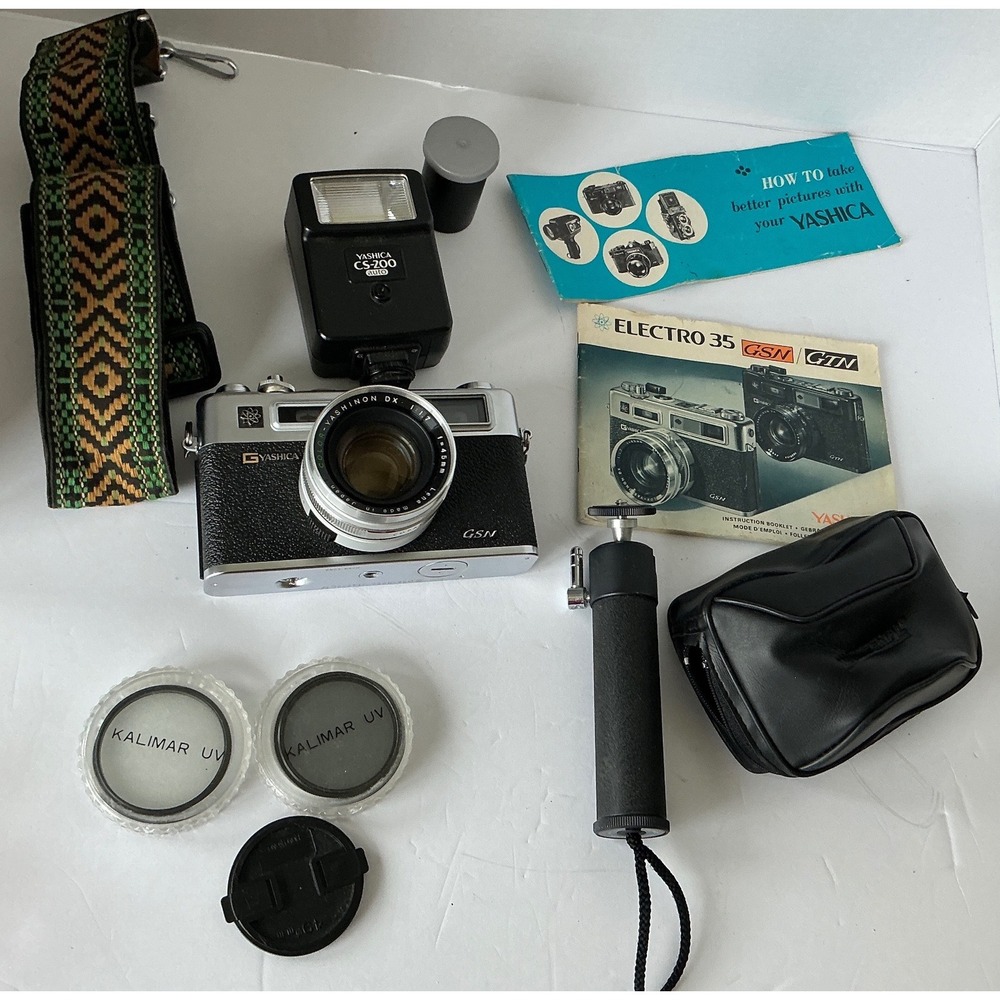 Yashica Vintage Electro 35 GSN Rangefinder Camera 45mm f1.7 Lens Flash Bundle